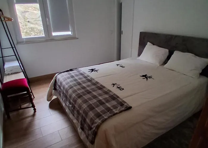 Piscinas, Serra Da Estrela Al * Cortes do Meio